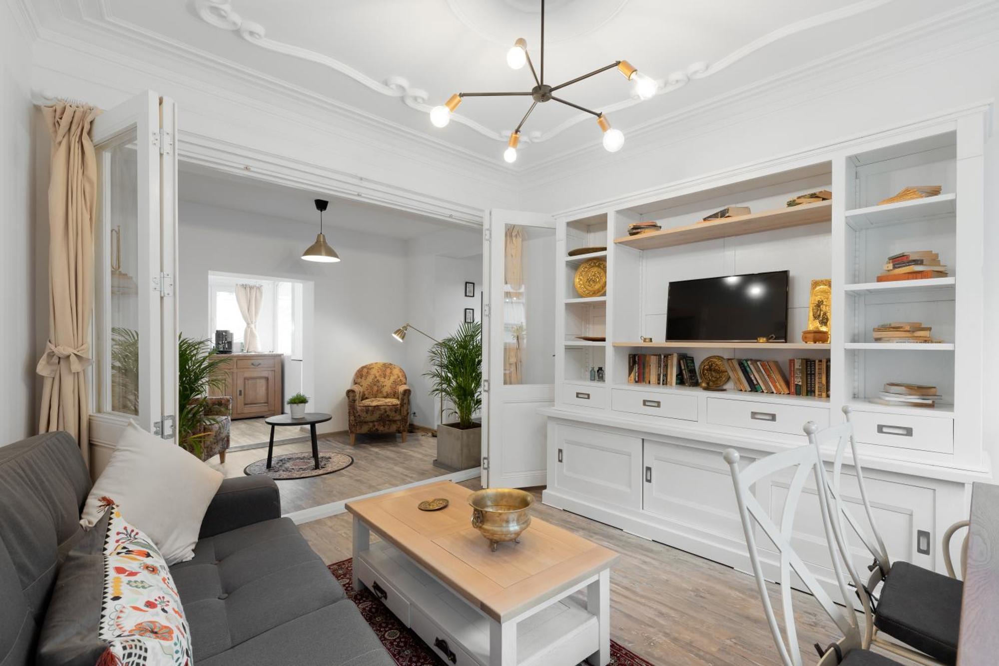 Historical Center 5 Apartment Bucureşti Ngoại thất bức ảnh