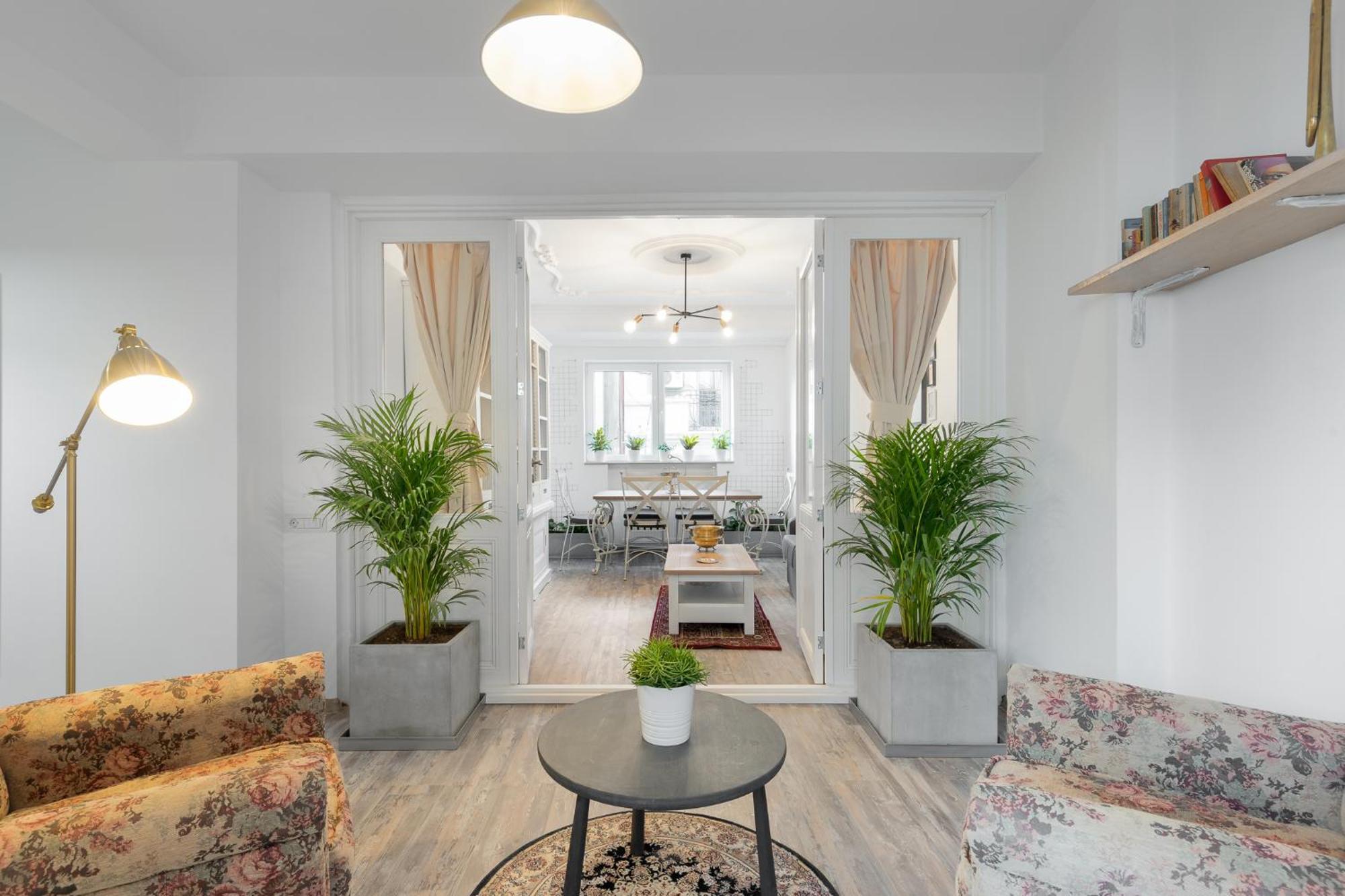 Historical Center 5 Apartment Bucureşti Ngoại thất bức ảnh